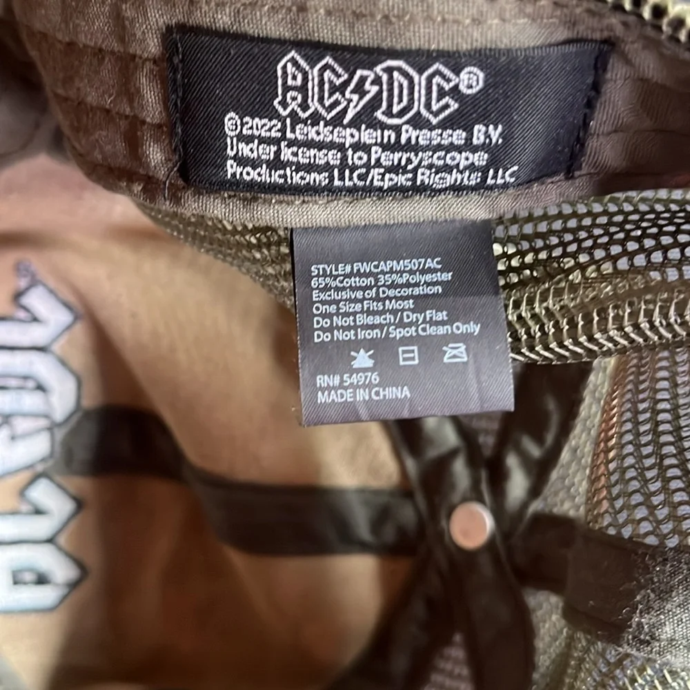 AC/DC Embroidered Camouflage Distressed Net SnapBack - Picture 6 of 9